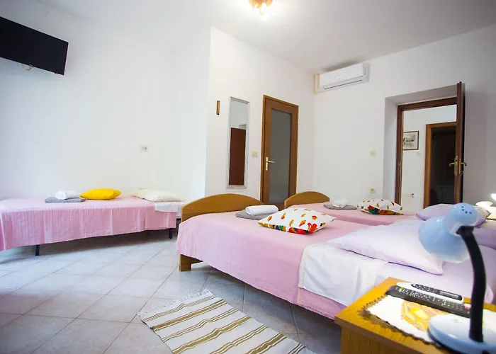 Napoleon Apartment