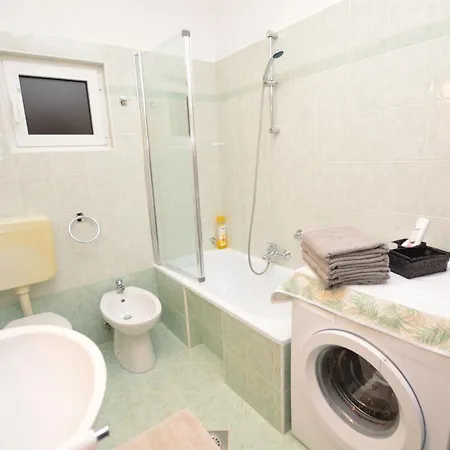 Napoleon Apartment Zminj