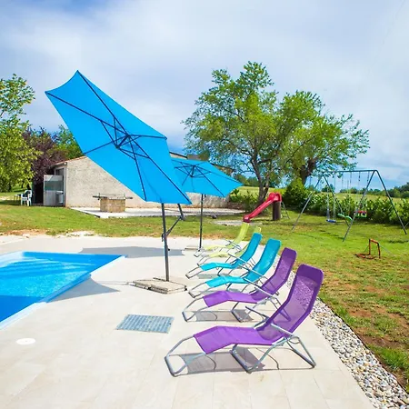 Napoleon Apartment *