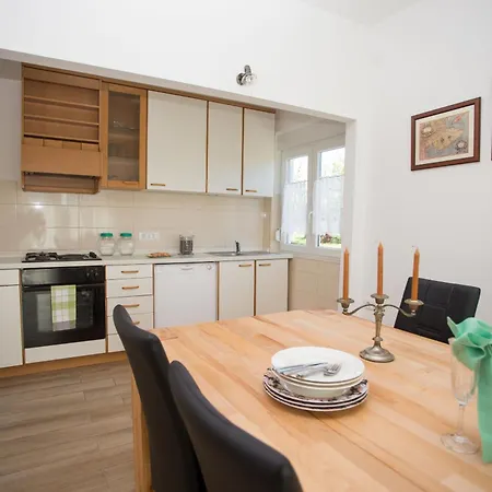 Apartment Napoleon Zminj