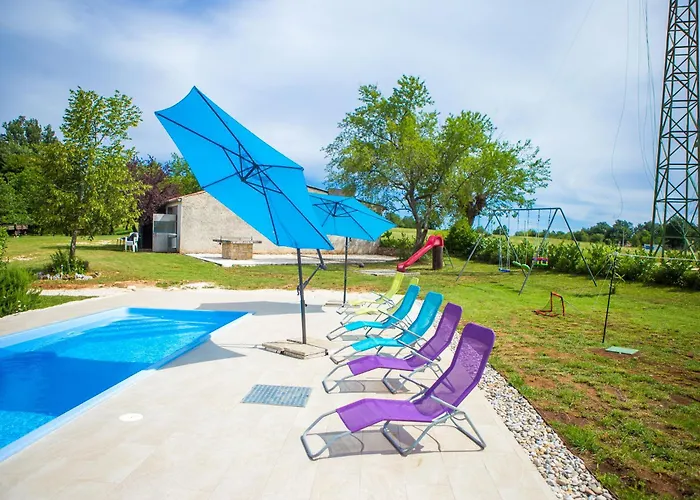 Napoleon Apartment *